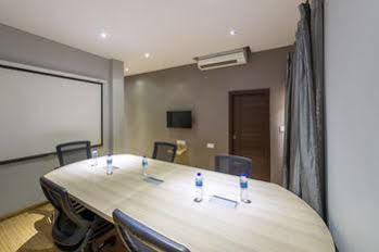 Treebo Golden Pearl Koramangala Hotel Bangalore Exterior photo